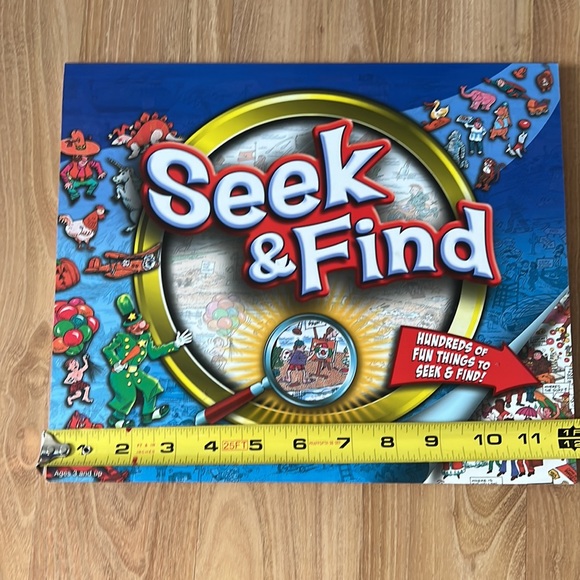 Bundle of Seek & Find Book and Puzzle - Picture 5 of 16